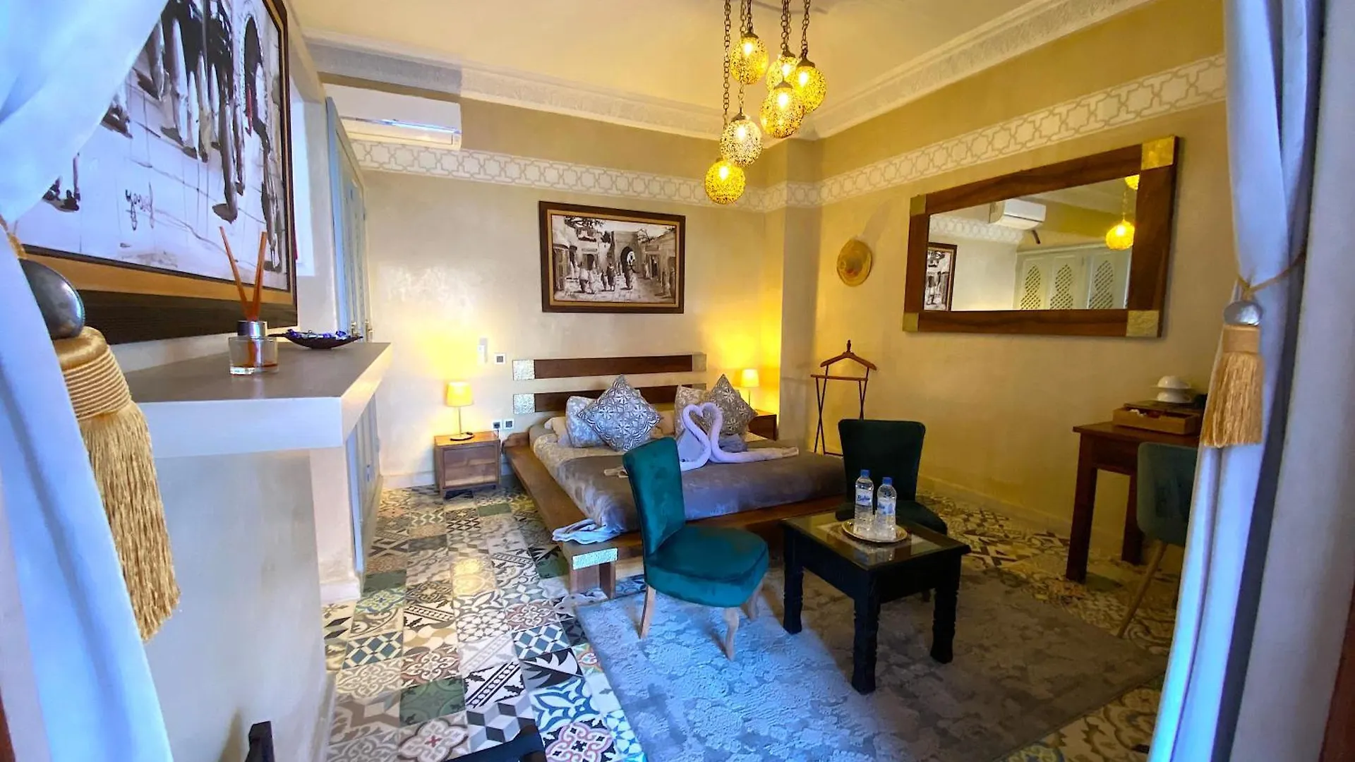 Riad La Perle Rouge مراكش